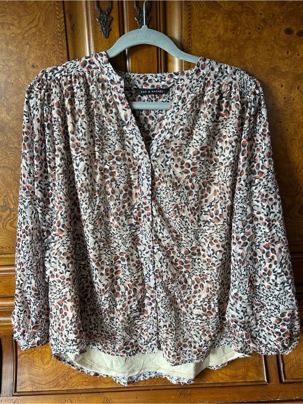 Zac & Rachel Leopard Print Blouse M/L Flowy Top Long Sleeve NWT